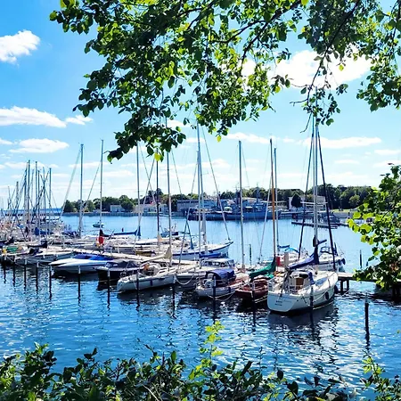 Διαμέρισμα Neues Schmuckstueck Am Hafen Erstklassige Einrichtung Und Fantastischer Ausblick Von 
